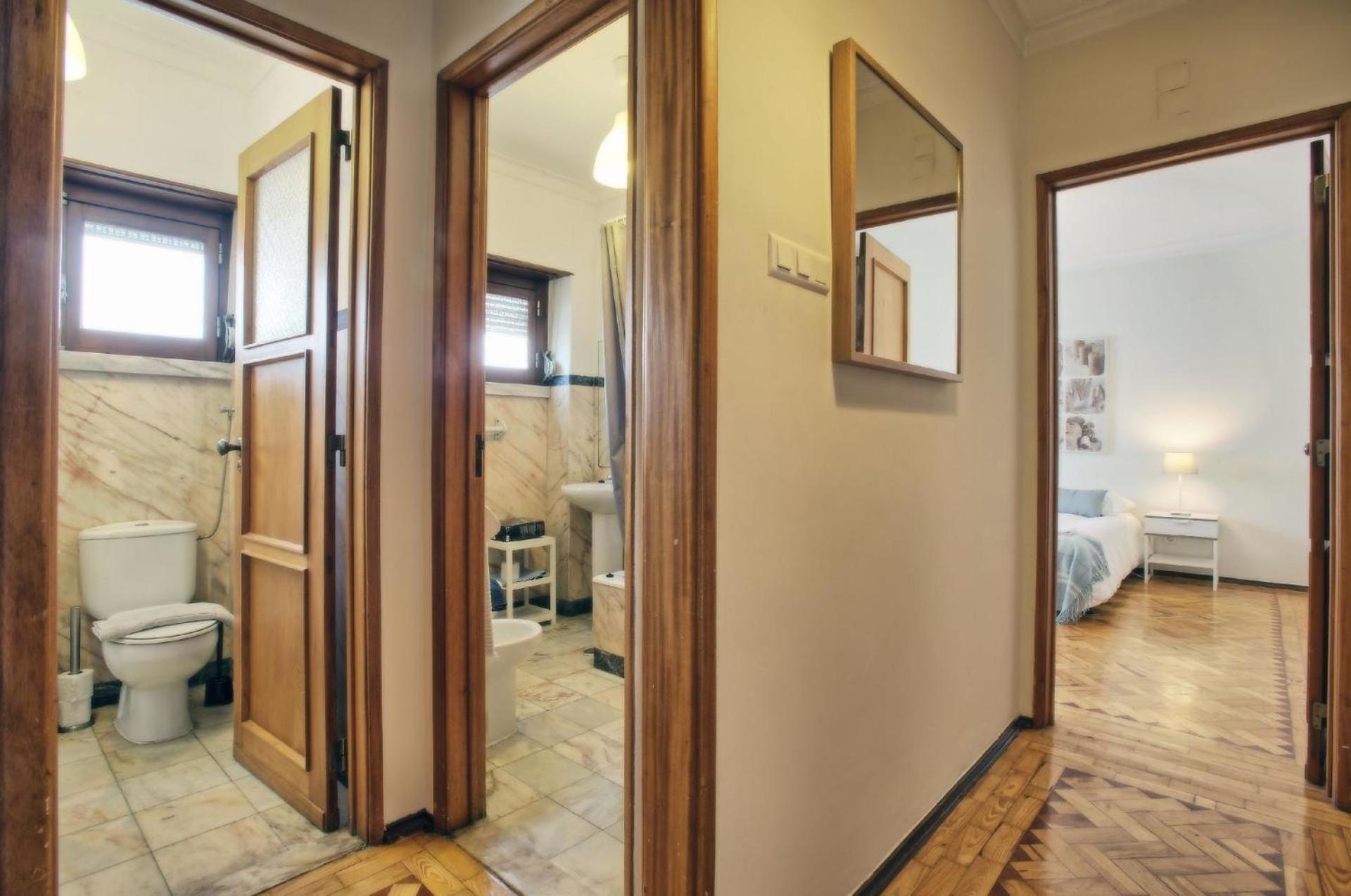 Fuer 20 Personen In Lissabon, Regio De Costa De Apartment *